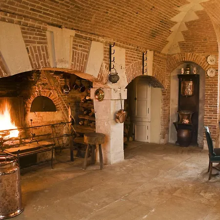 Le Chateau De Bonnemare - Radepont